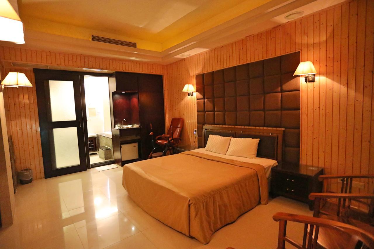 Hua Jia Motel Tainan Exterior foto