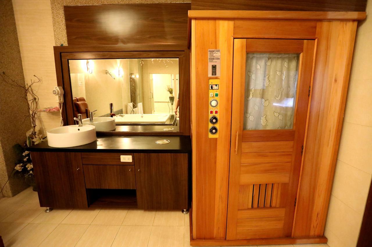 Hua Jia Motel Tainan Exterior foto